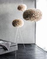 EOS X-Large, Lysebrun