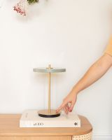 Asteria Move Bordlampe - Oliven Asteria Move Bordlampe - Oliven