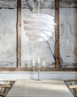 Umage Carmina Medium Hvid m/ pendel